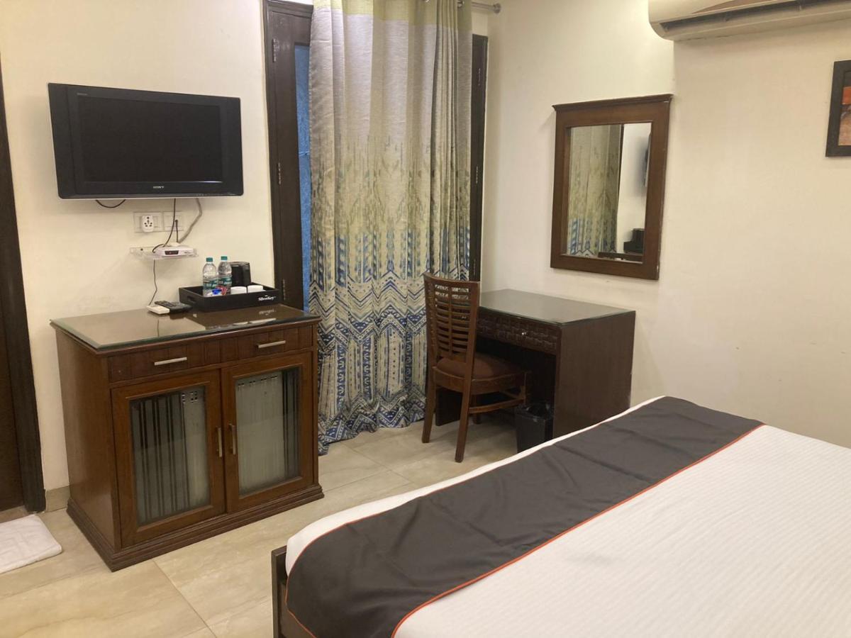 Hermitage By The Cosy Hotels Near Lotus Temple New Delhi Exterior photo