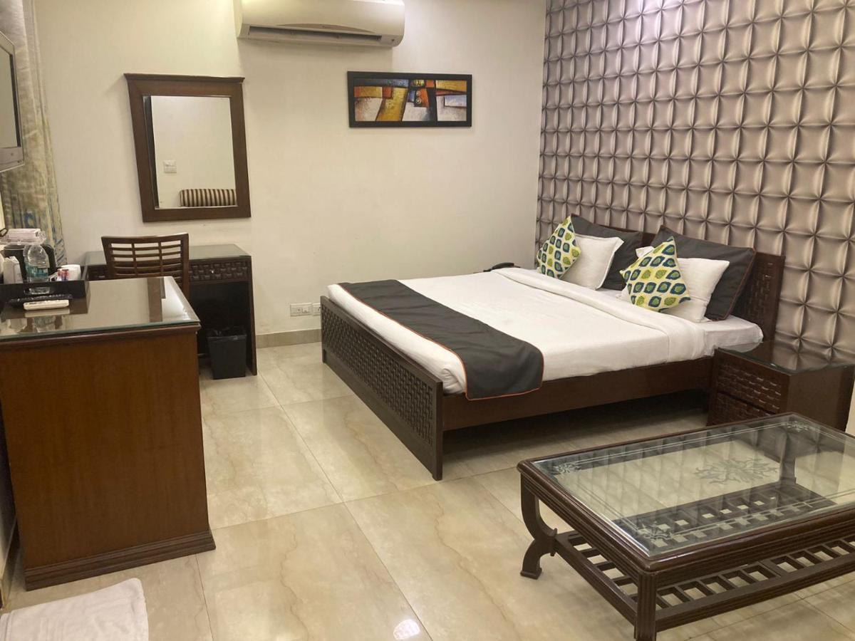 Hermitage By The Cosy Hotels Near Lotus Temple New Delhi Exterior photo