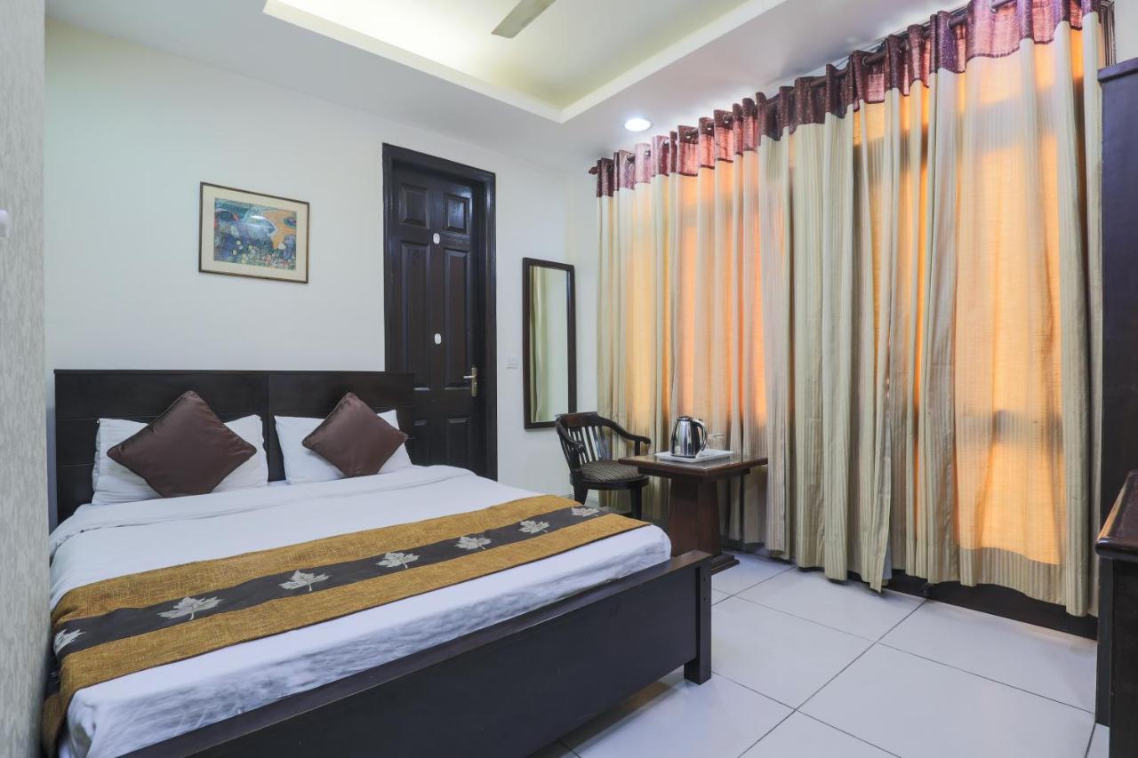 Hermitage By The Cosy Hotels Near Lotus Temple New Delhi Exterior photo